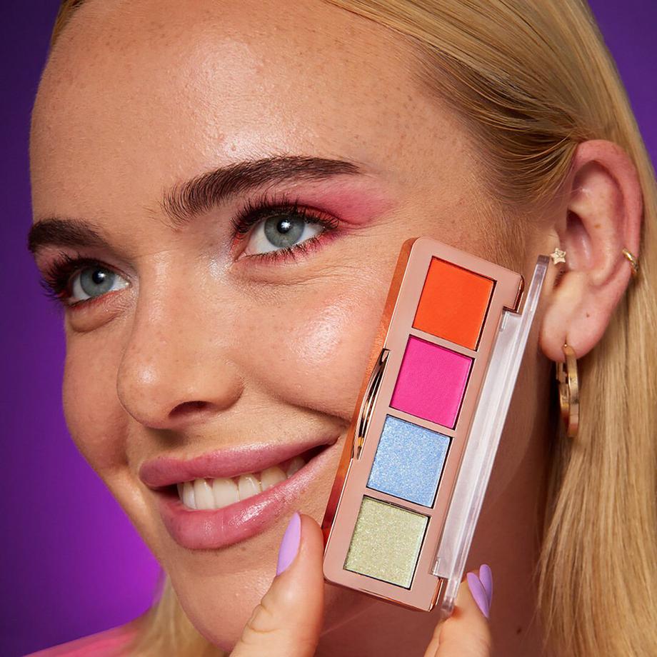 Revolution  All About The Jelly Makeup Set 