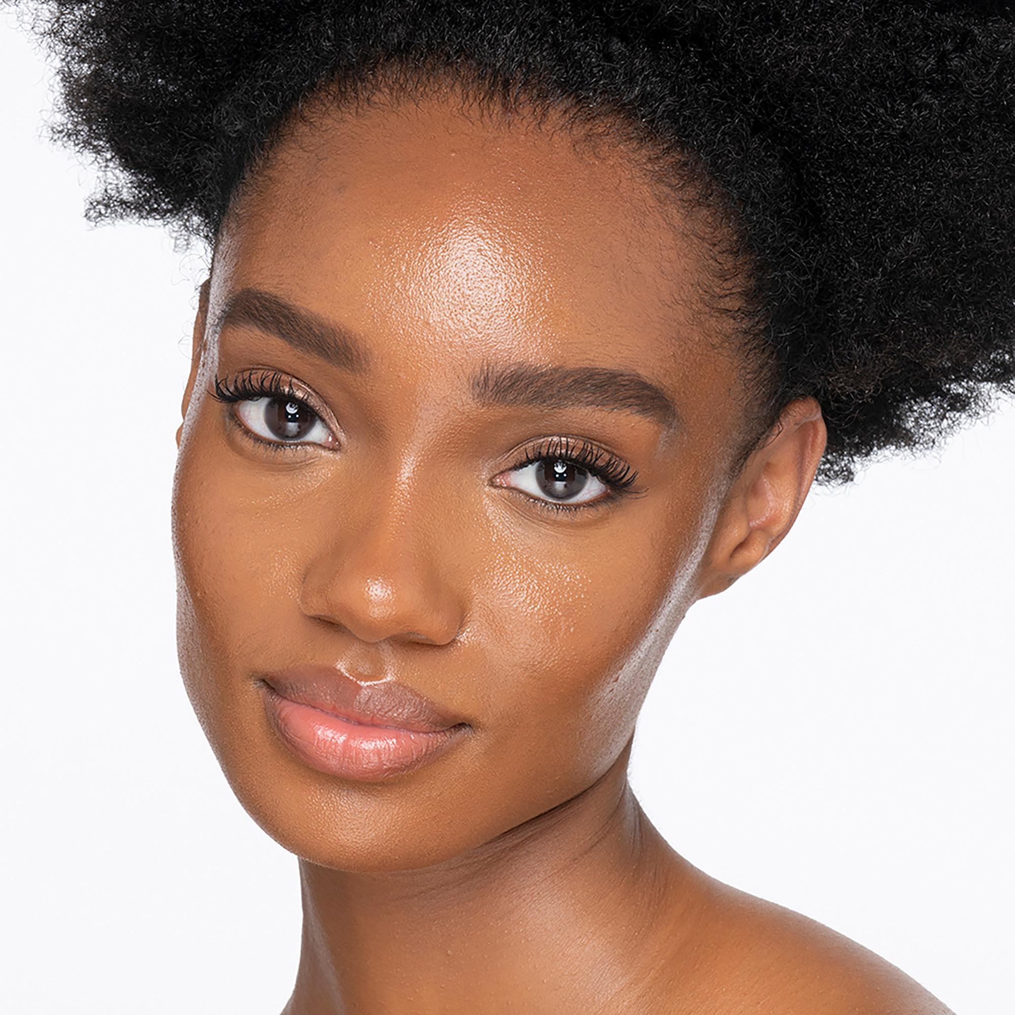 CHARLOTTE TILBURY  Charlotte's Beautiful Skin Foundation - Fondotinta 