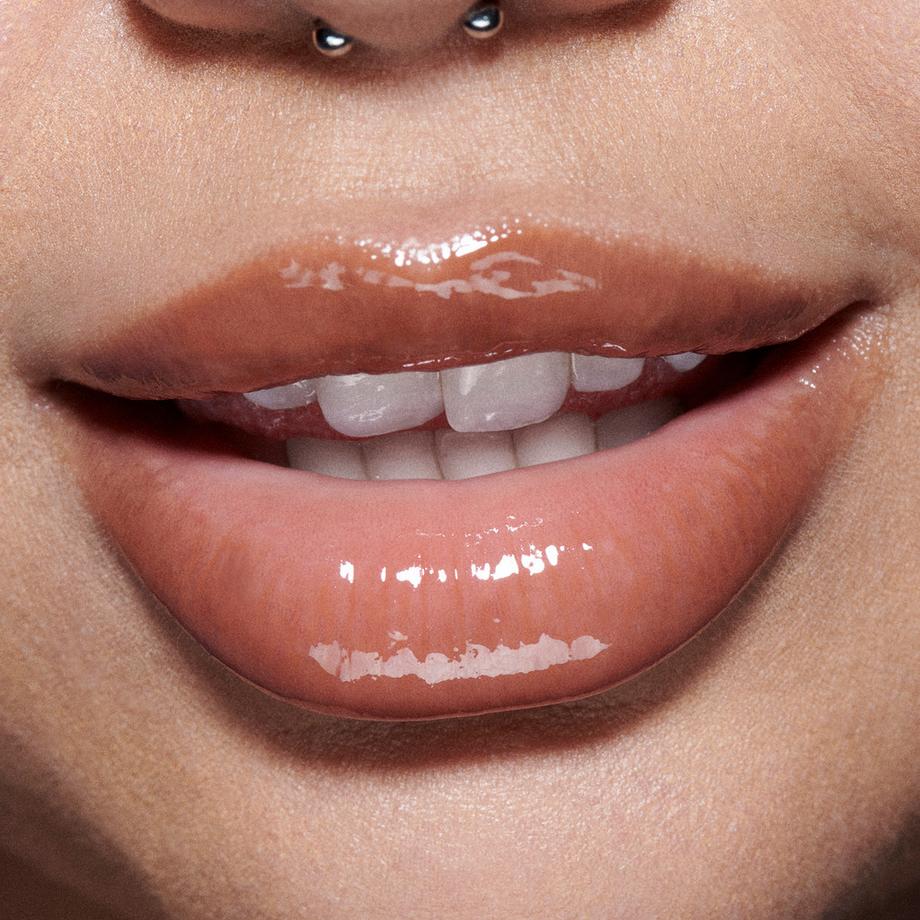 MAC Cosmetics  Lipglass Air 