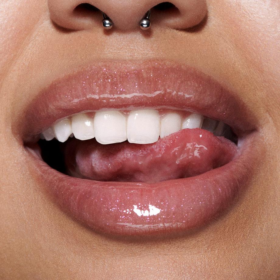 MAC Cosmetics  Lipglass Air 