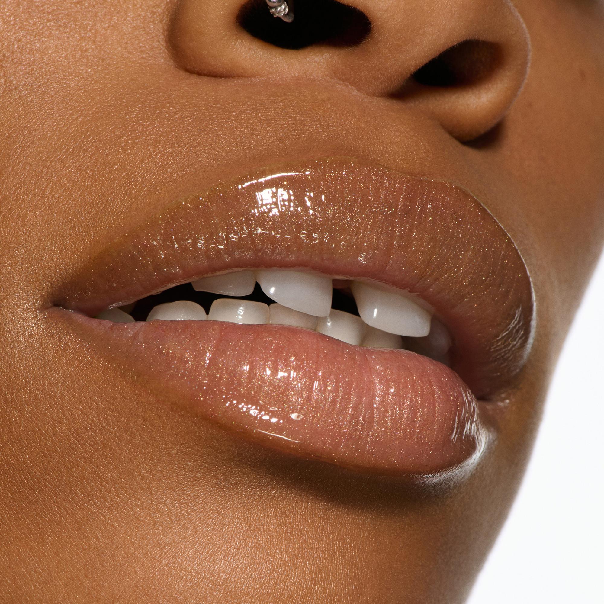 MAC Cosmetics  Lipglass Air 