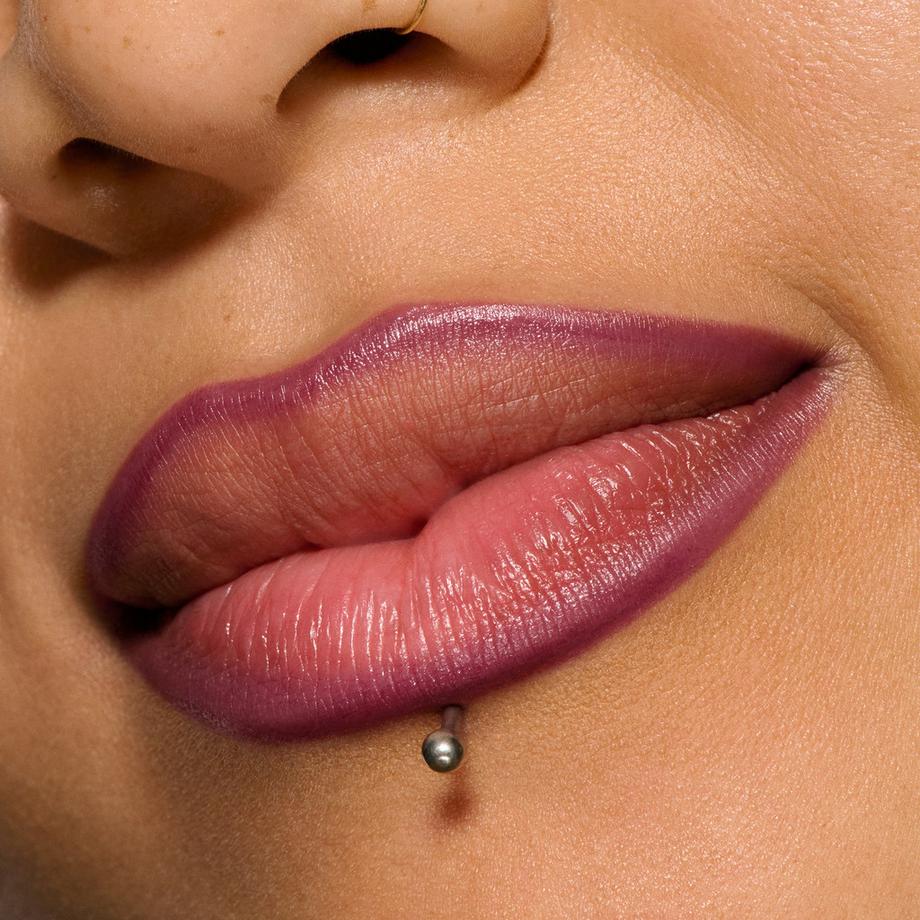 MAC Cosmetics  Lipglazer 