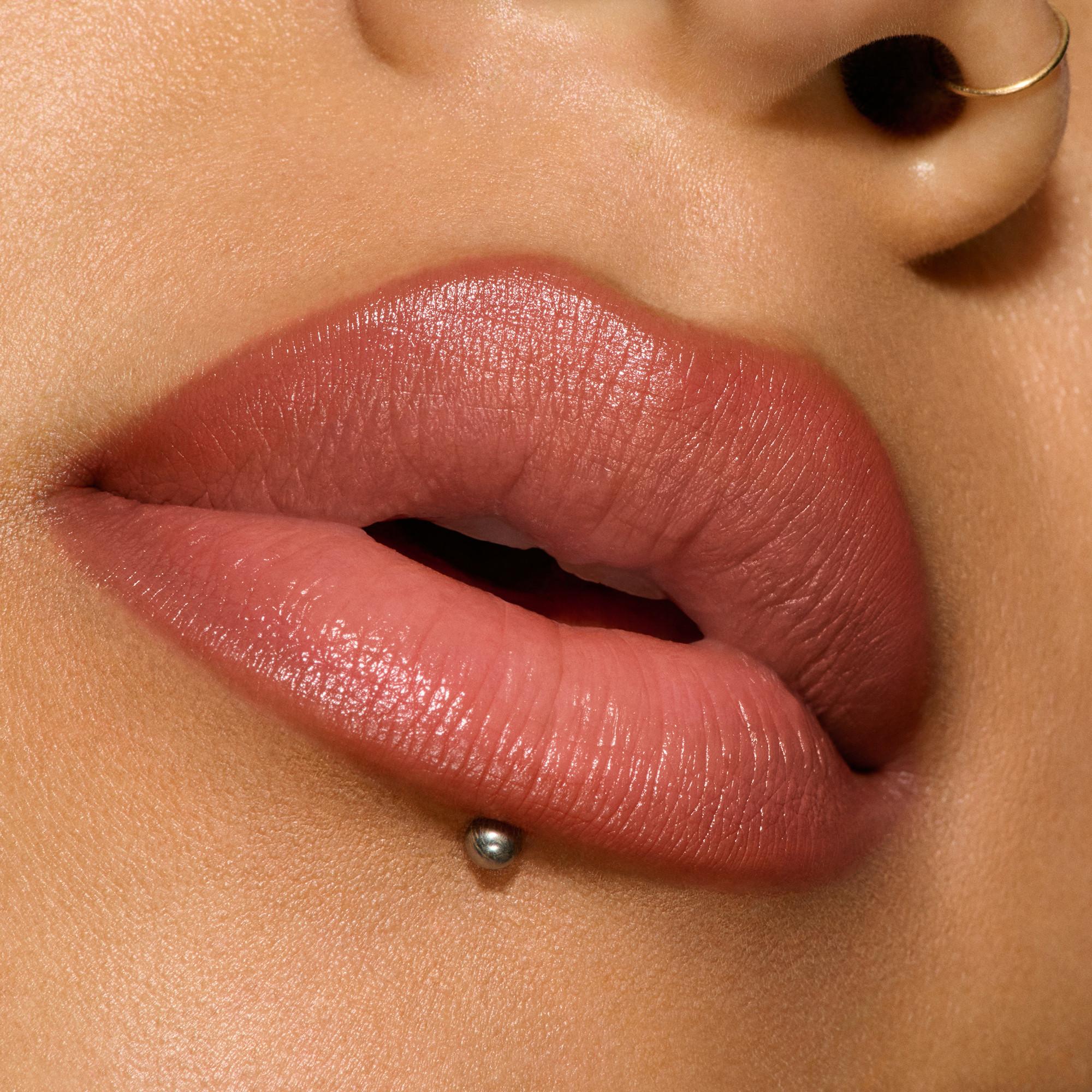 MAC Cosmetics  Lipglazer 