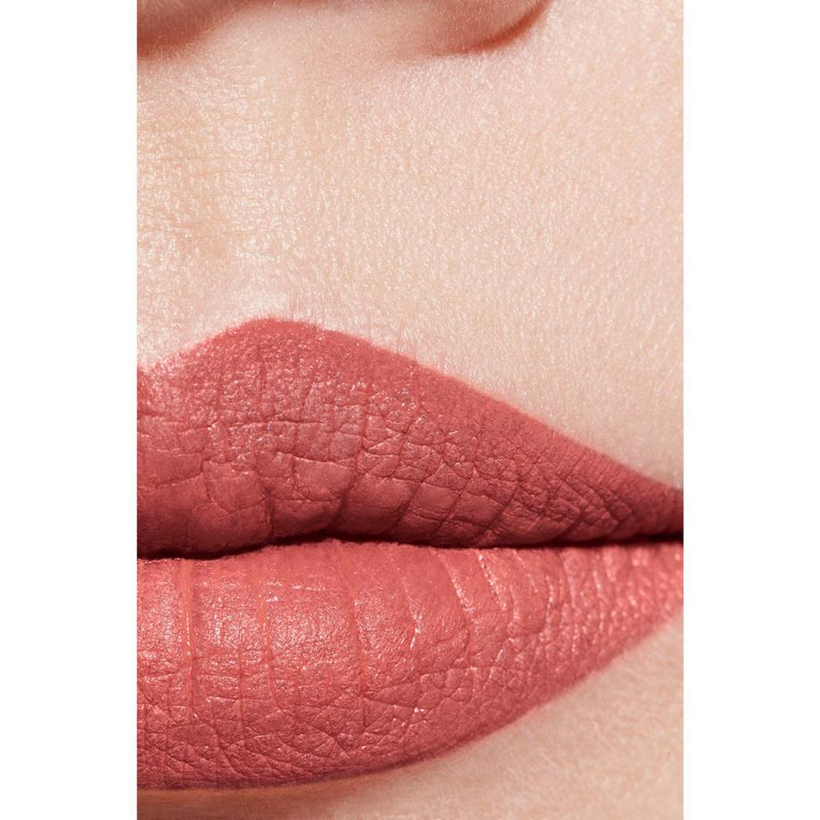 CHANEL ROUGE ALLURE VELVET MATTIERENDER LIPPENSTIFT MIT HOHER FARBINTENSITÄT 