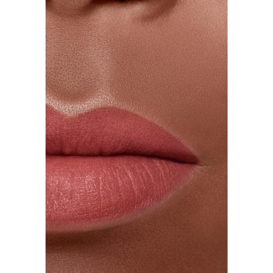 CHANEL ROUGE ALLURE VELVET MATTIERENDER LIPPENSTIFT MIT HOHER FARBINTENSITÄT 