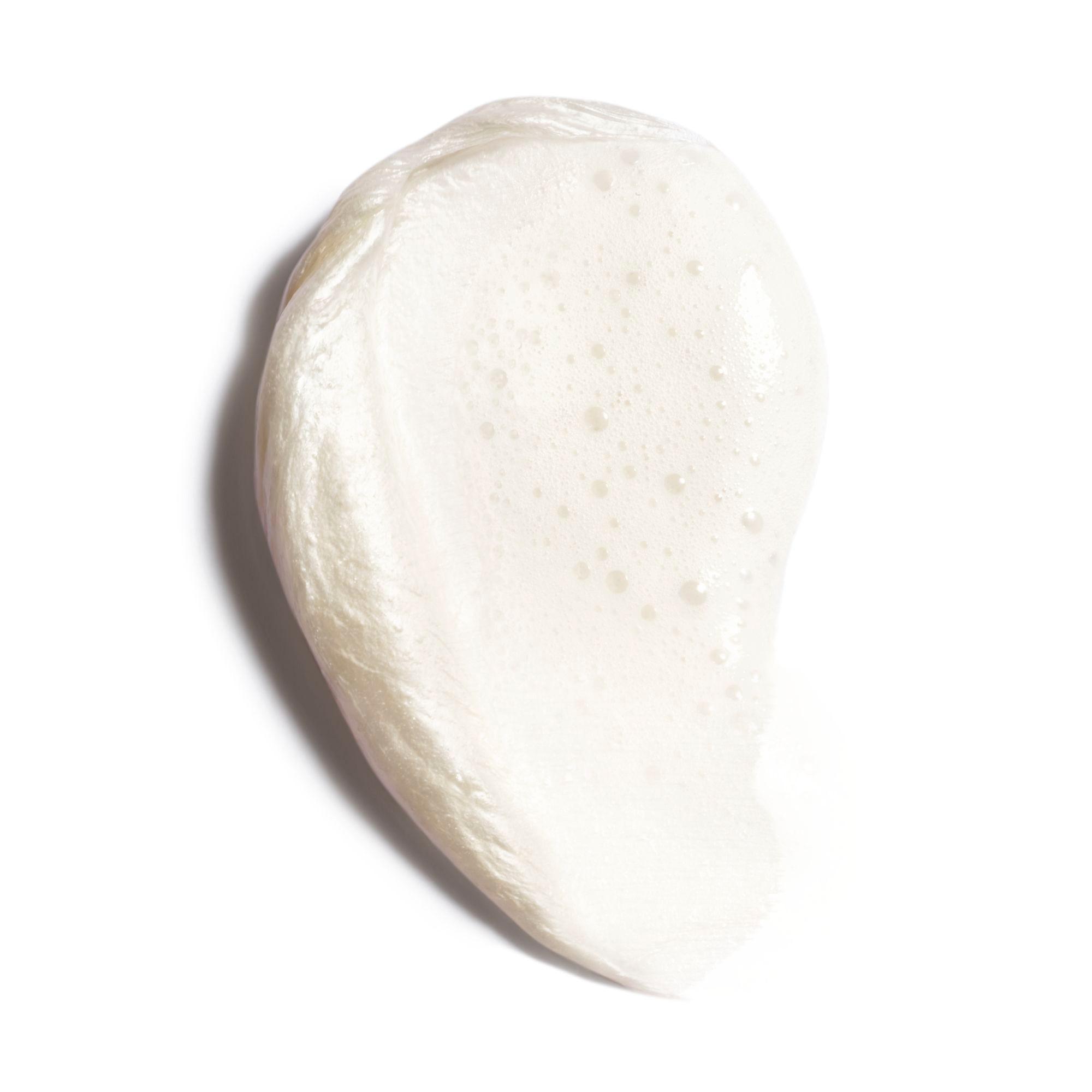 CHANEL LA MOUSSE CRÈME NETTOYANTE AU CAMÉLIA 