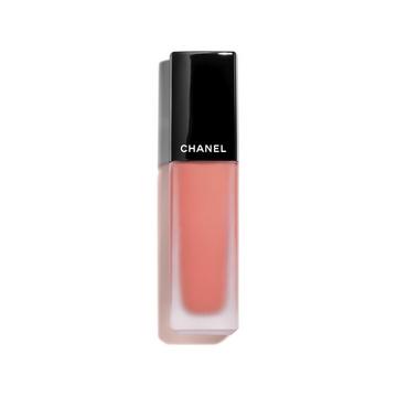 DER INTENSIVE MATTE FLUID-LIPPENSTIFT MIT ULTRA-LANGEM HALT
