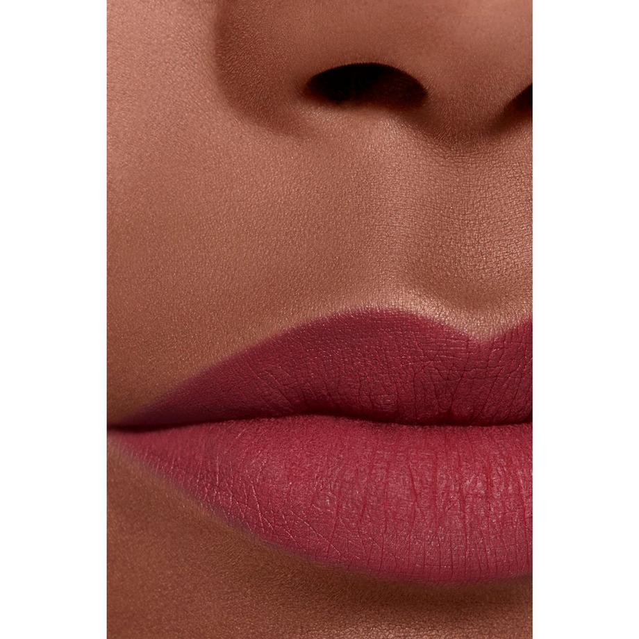 CHANEL ROUGE ALLURE LIQUID VELVET DER INTENSIVE MATTE FLUID-LIPPENSTIFT MIT ULTRA-LANGEM HALT 