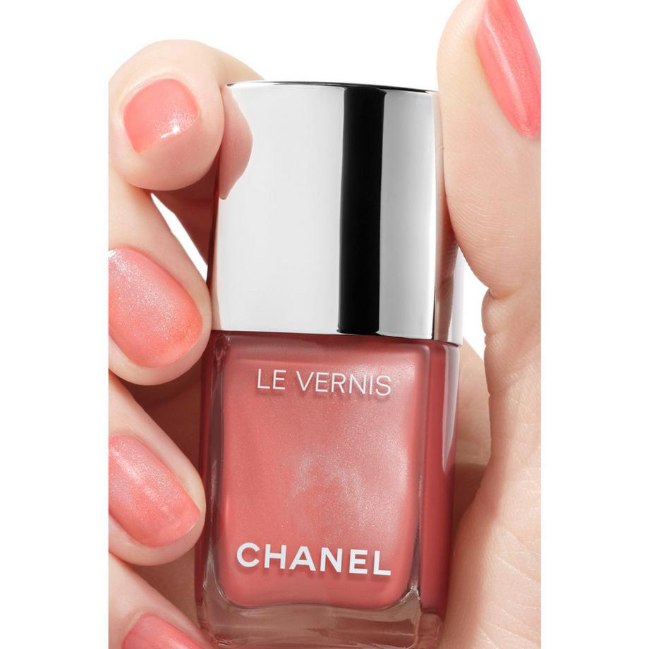 CHANEL LE VERNIS LONGUE TENUE 