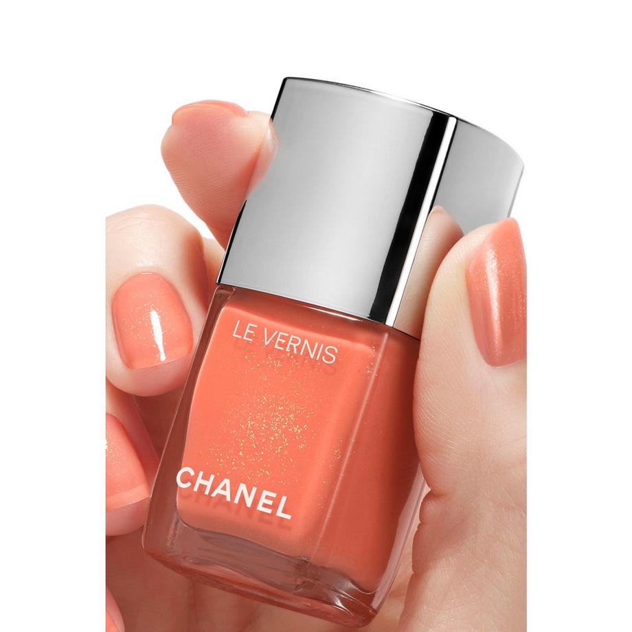 CHANEL LE VERNIS LUNGA TENUTA 