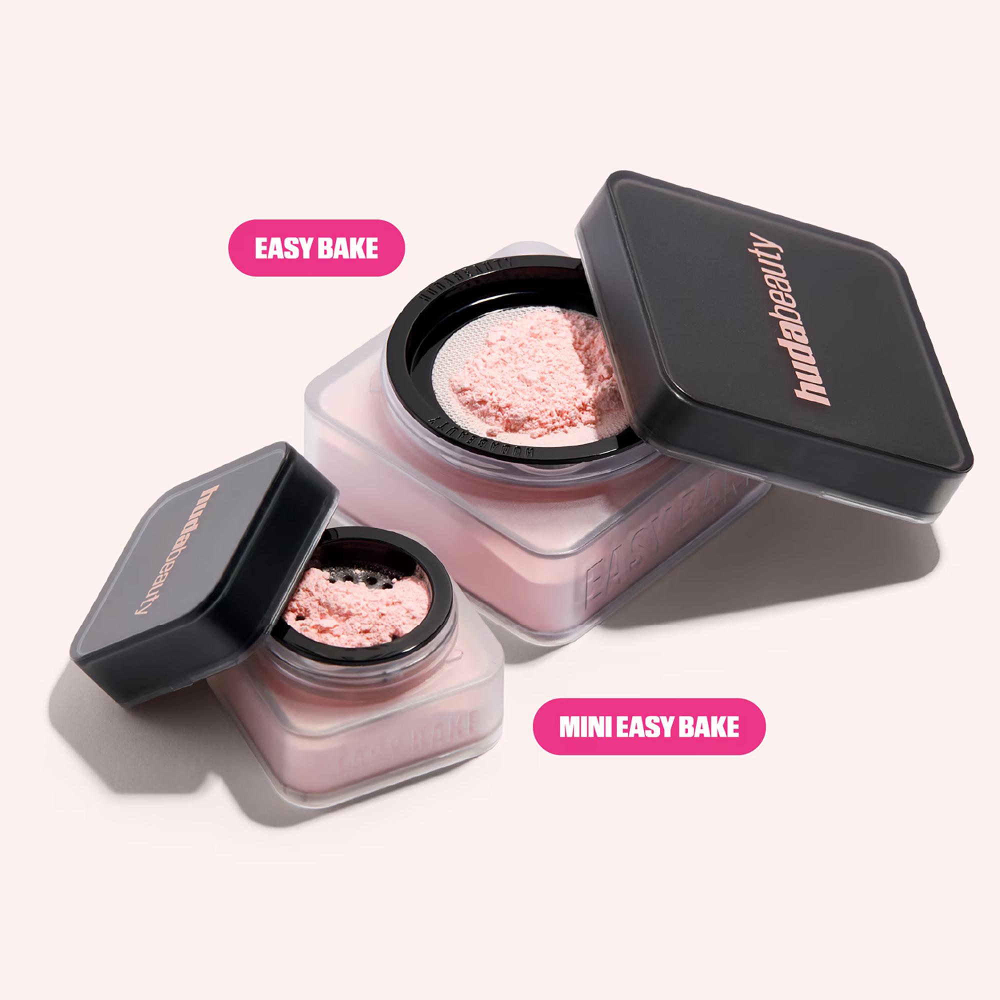 Huda Beauty  Baby Bake Mini Easy Bake Loose Powder - Easy Bake loses Mini-Fixierpuder 
