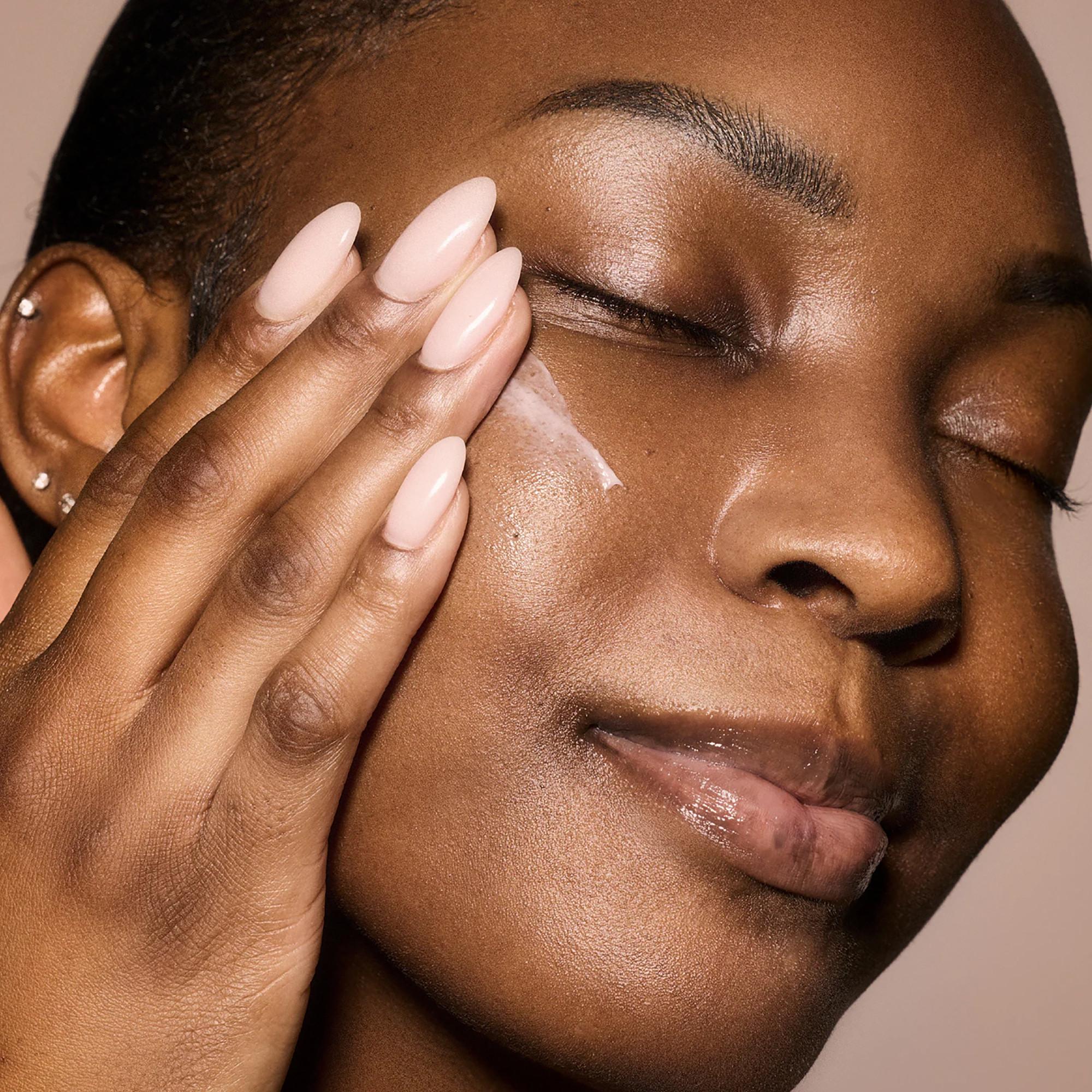 Fenty Beauty By Rihanna  Grip Trip – Mattierender Primer mit Softfokus-EffektGRIP TRIP MATTIFYING PRIMER 