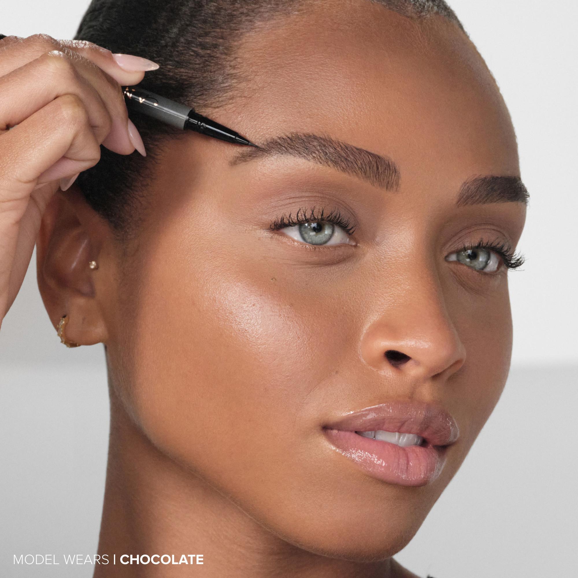 Anastasia Beverly Hills  Microstroke Brow Pen - Crayon à sourcils 