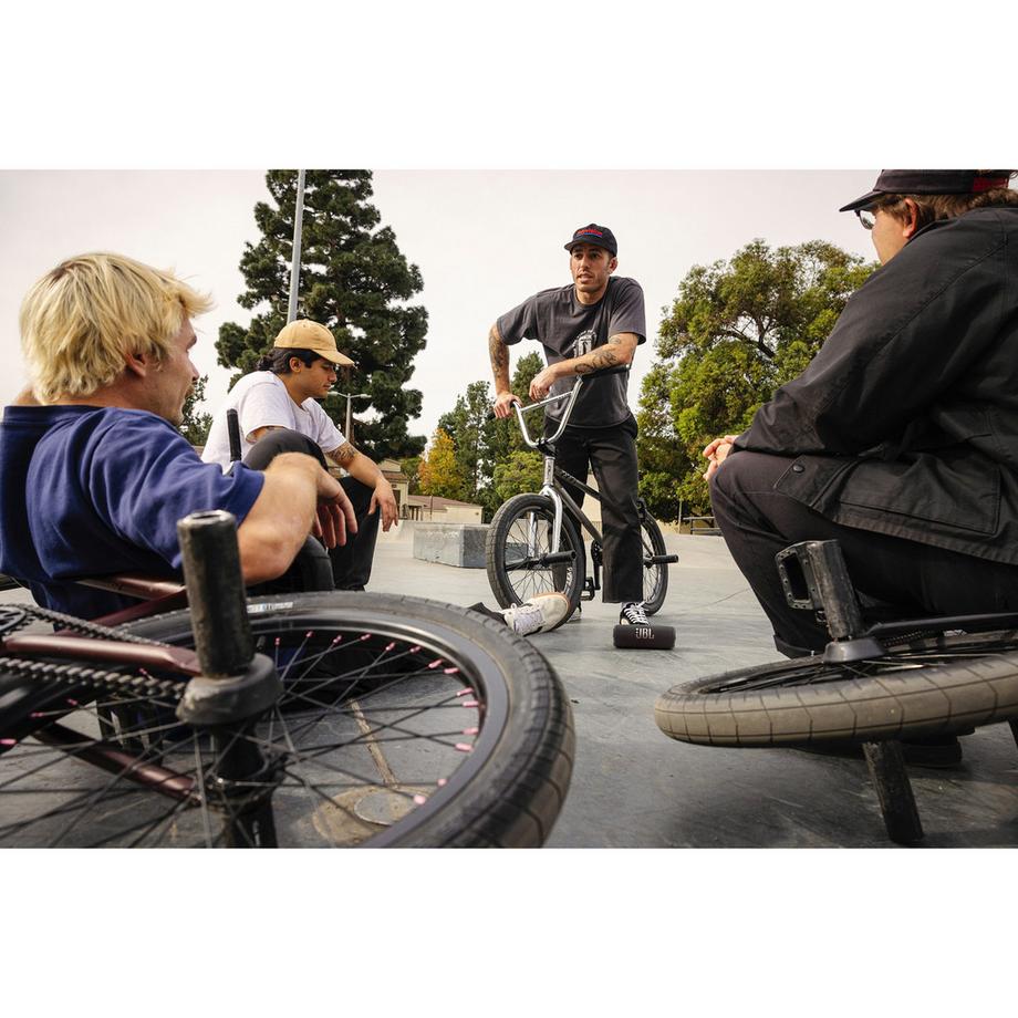 JBL Bluetooth Lautsprecher JBLFLIP7B Flip 7 Altoparlanti portatili 