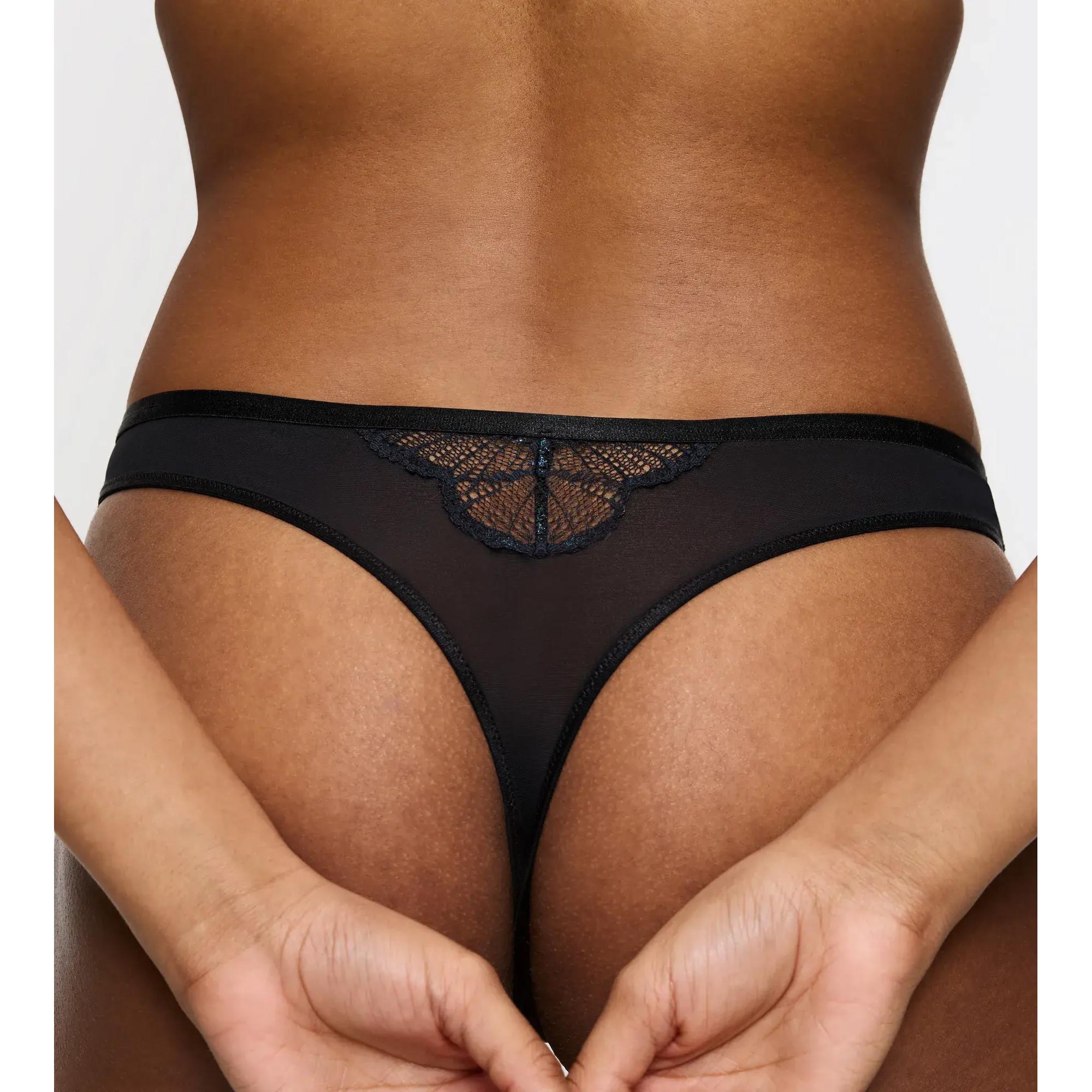 Triumph Palina Moonlight Kiss String  