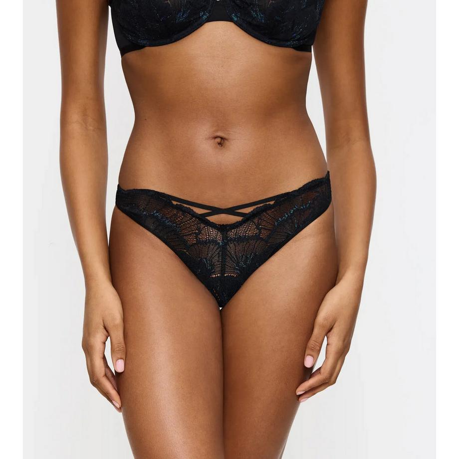 Triumph Palina Moonlight Kiss String  