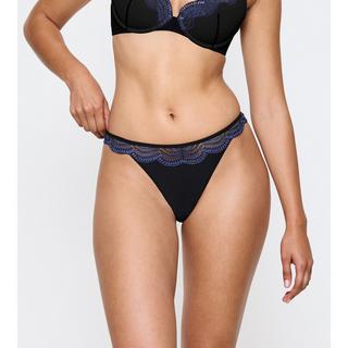Triumph Comfort Glam String  
