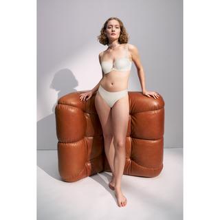 Triumph Body Make-Up Illusion Lace Dirndl BH  