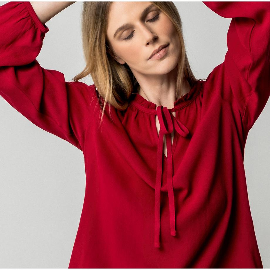 Manor Woman Chemisier à manches longues avec col montant à volants  