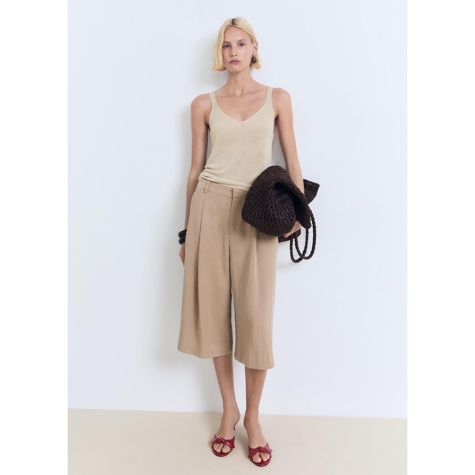 MANGO Kling Top Tricot Sans Manches Col V  