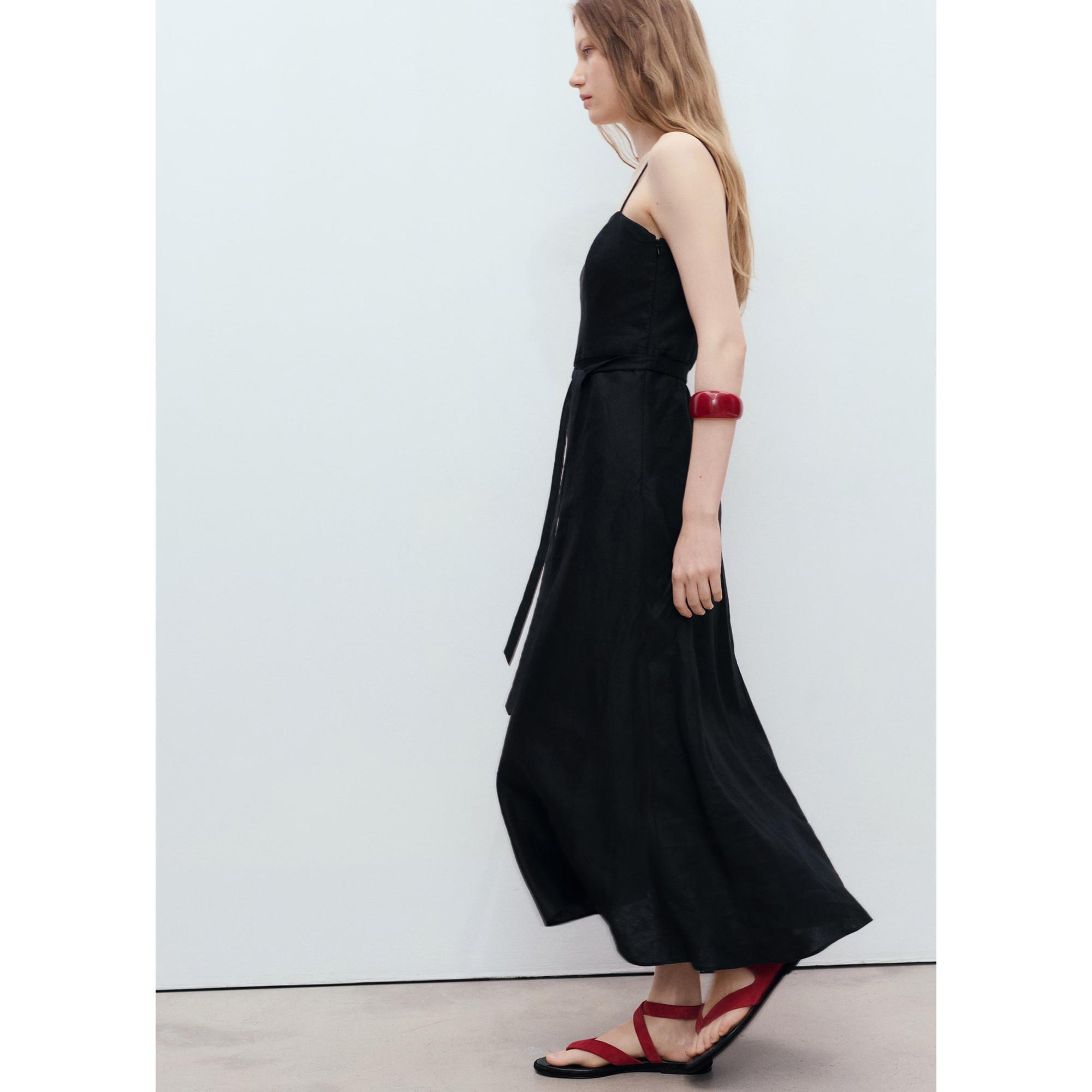 MANGO Nickie Robe Midi Sans Manches avec Ceinture  