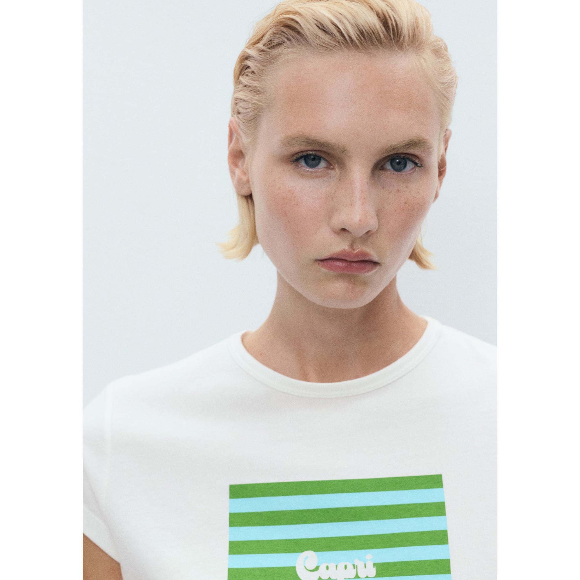 MANGO Illustra Regular Fit T-Shirt avec Imprimé Graphique  