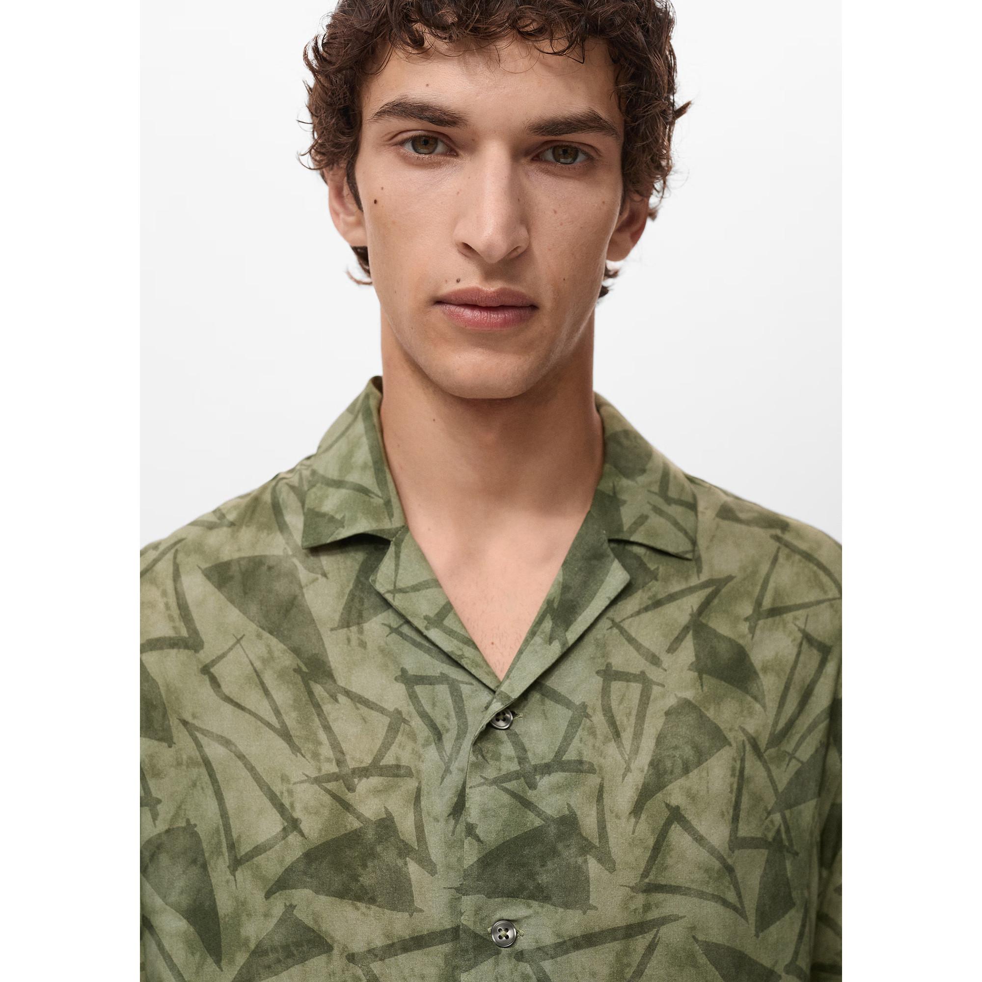 Mango Man Camicia maniche corte fantasia geometrica  