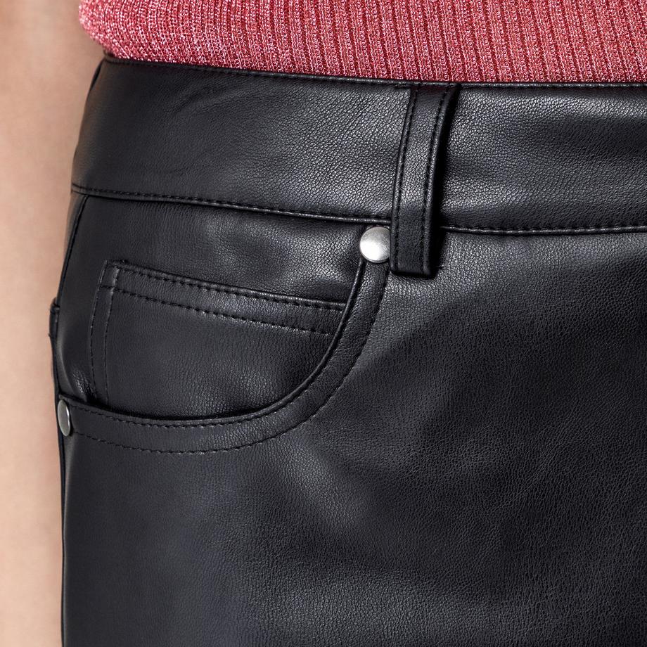 Manor Woman Short Similicuir Slim Fit  