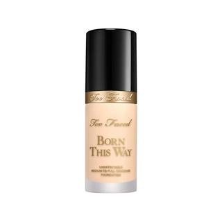 Too Faced  Born This Way Natural Finish Foundation - mittel bis stark deckende Foundation 