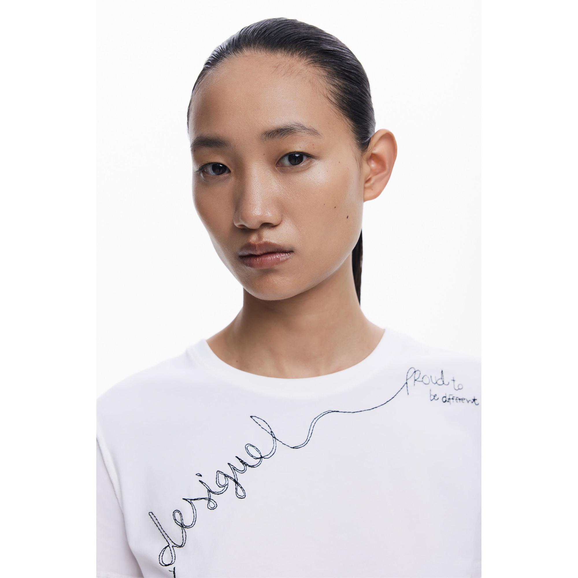 Desigual T-Shirt mit gesticktem Logo  