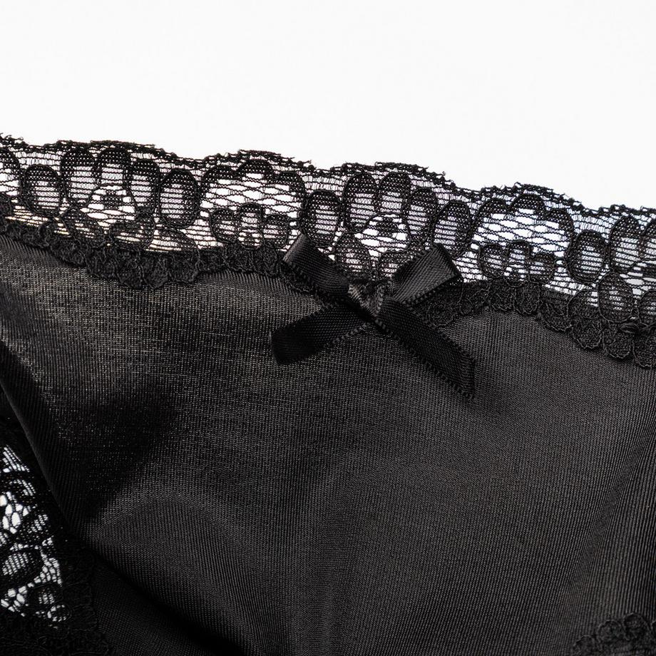 Manor Woman Slip brésilien avec bordure en dentelle  