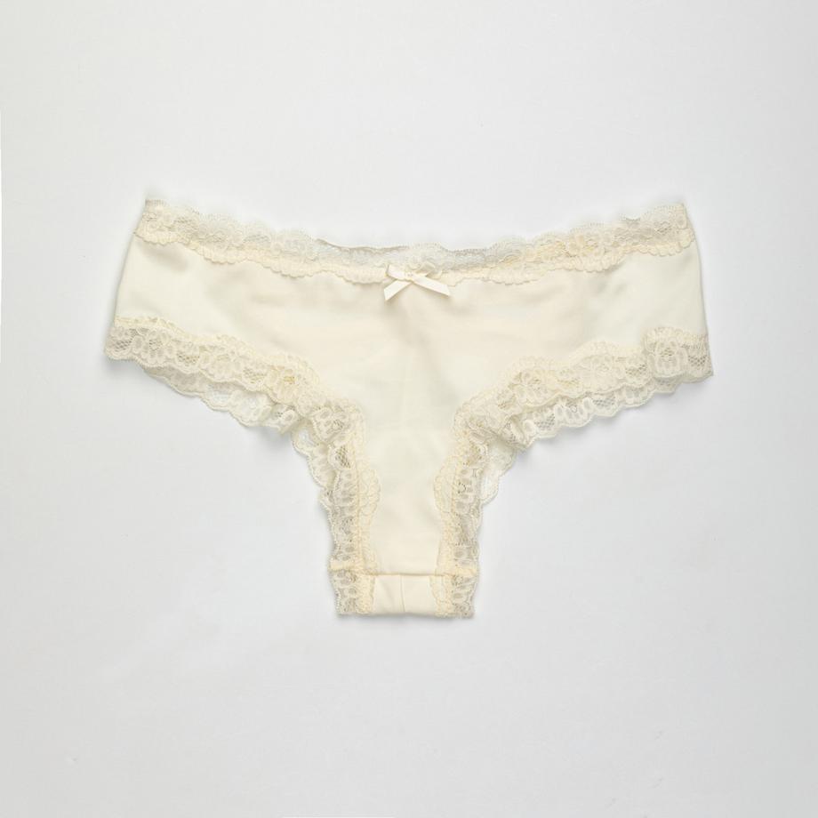 Manor Woman Slip brésilien avec bordure en dentelle  