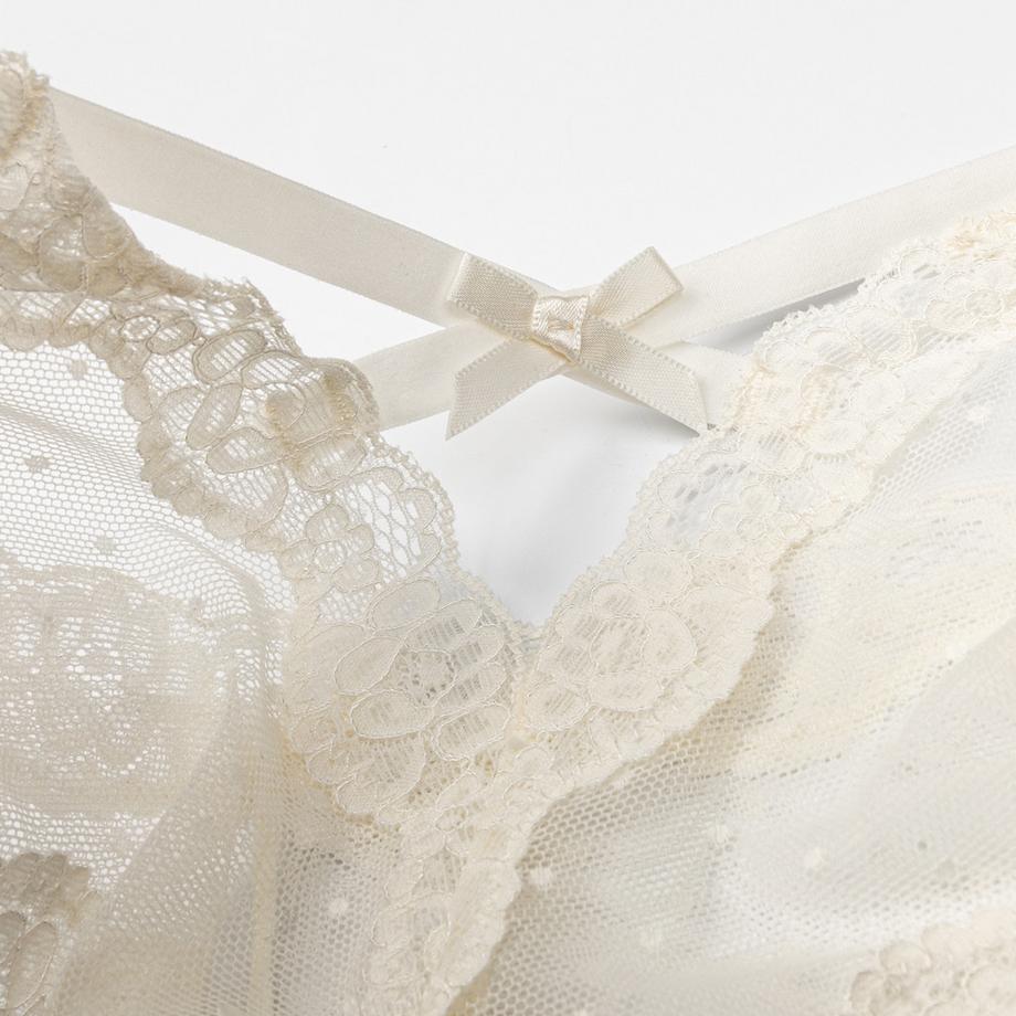 Manor Woman Slip brésilien avec dentelle  