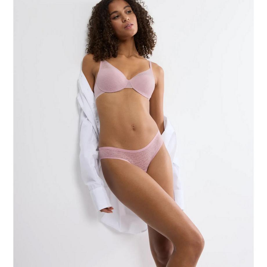 Triumph Signature Sheer Tai Slip  