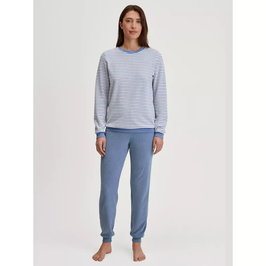 Schlafanzug CALIDA "Midnight Love", Damen, Gr. S (40/42), scandinavian, Interlock, Obermaterial: 100% Baumwolle, bequem lang, Rundhals, Homewear-Sets Schlafanzug, Langarm, Heavy-Interlock, Rundhals-Ausschnitt, wärmend 10
