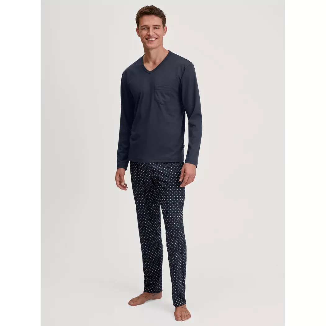 Schlafanzug CALIDA "Relax Streamline", Herren, Gr. M (50), blau (saphir blau), Interlock, Obermaterial: 100% Baumwolle, normal lang, V-Ausschnitt, Homewear-Sets Schlafanzug, mit aufgesetzter Brusttasche