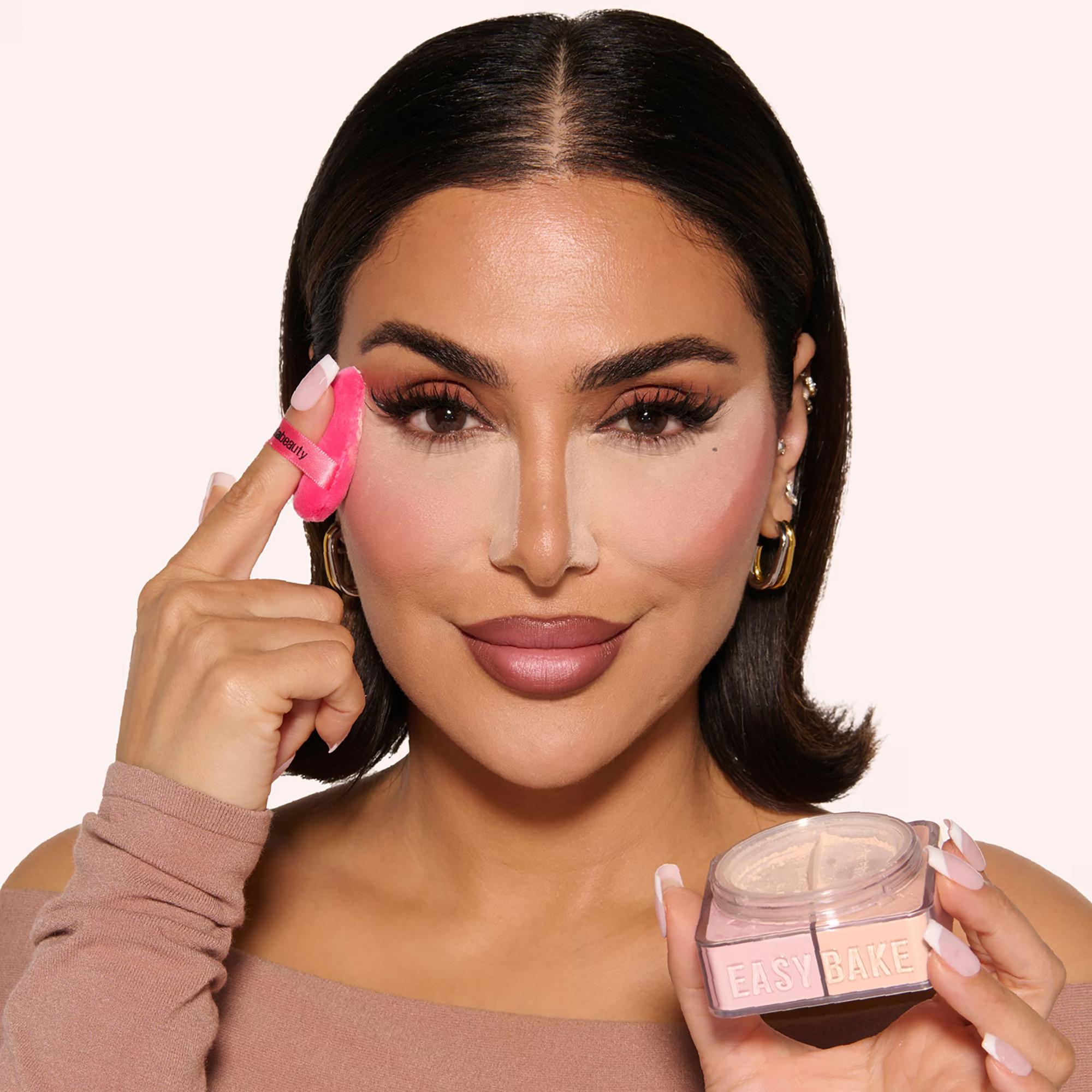 Huda Beauty  Easy Bake Loose Powder Duo - Poudre Libre Fixante 