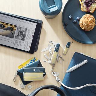 VICTORINOX Bandeau de cou  