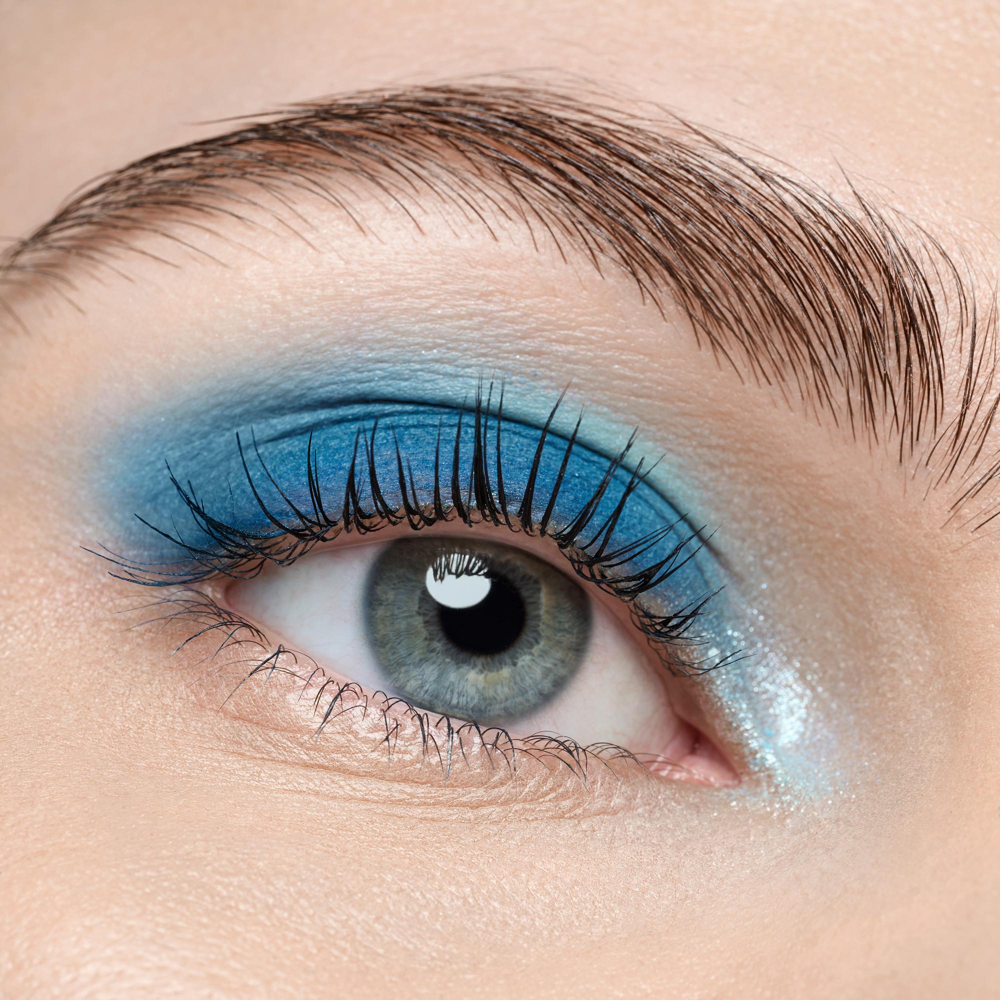 CATRICE  Tiny Treasures Eyeshadow Palette 