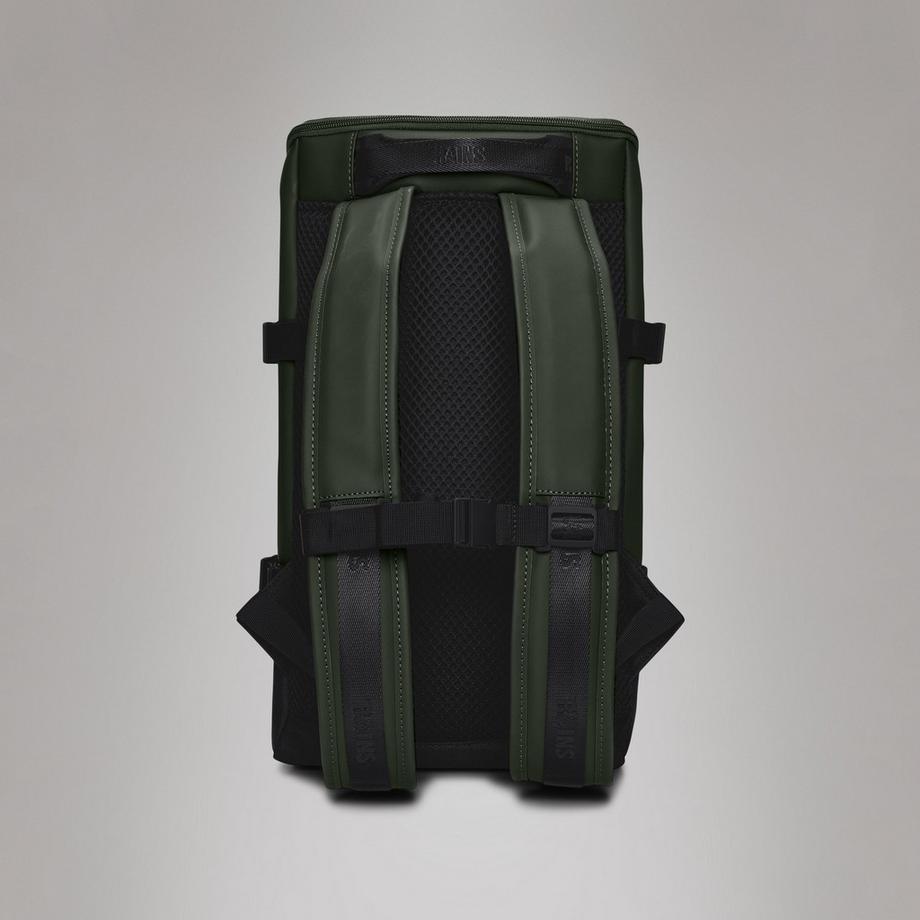 RAINS Rucksack Trail 