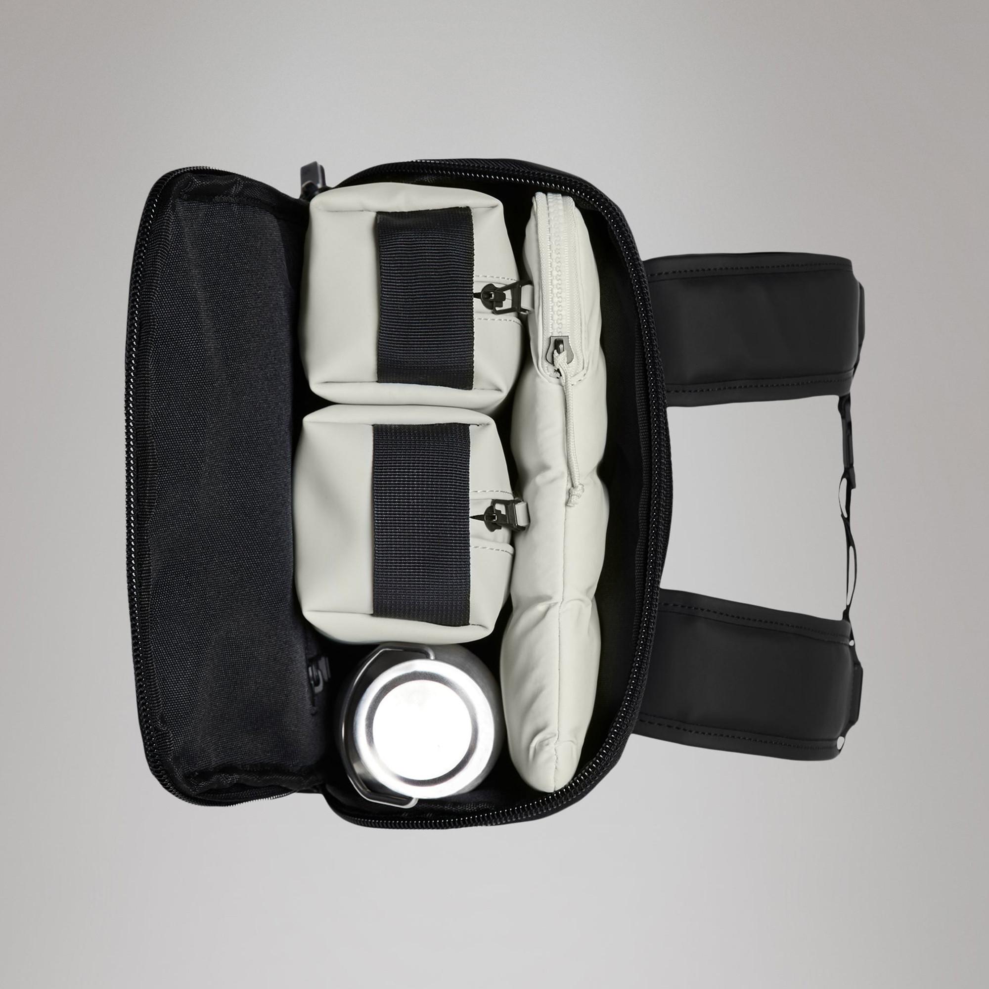 RAINS Rucksack Trail 