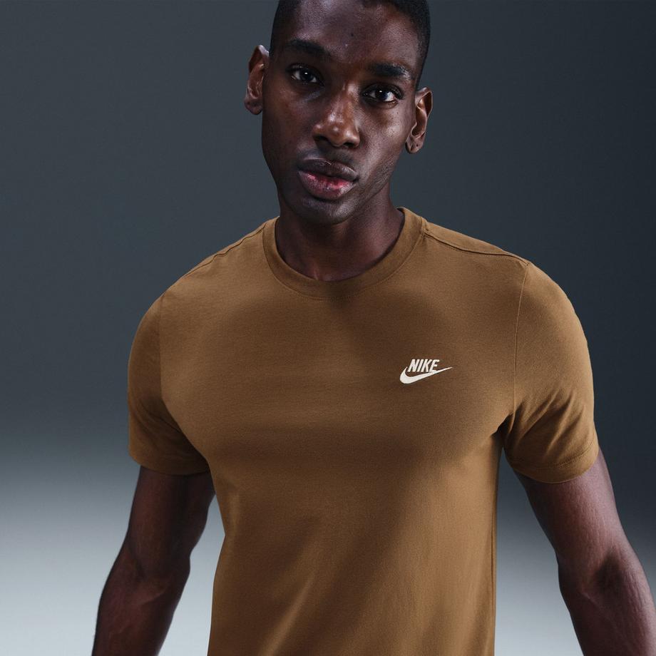 NIKE Sportswear Club T-Shirt 