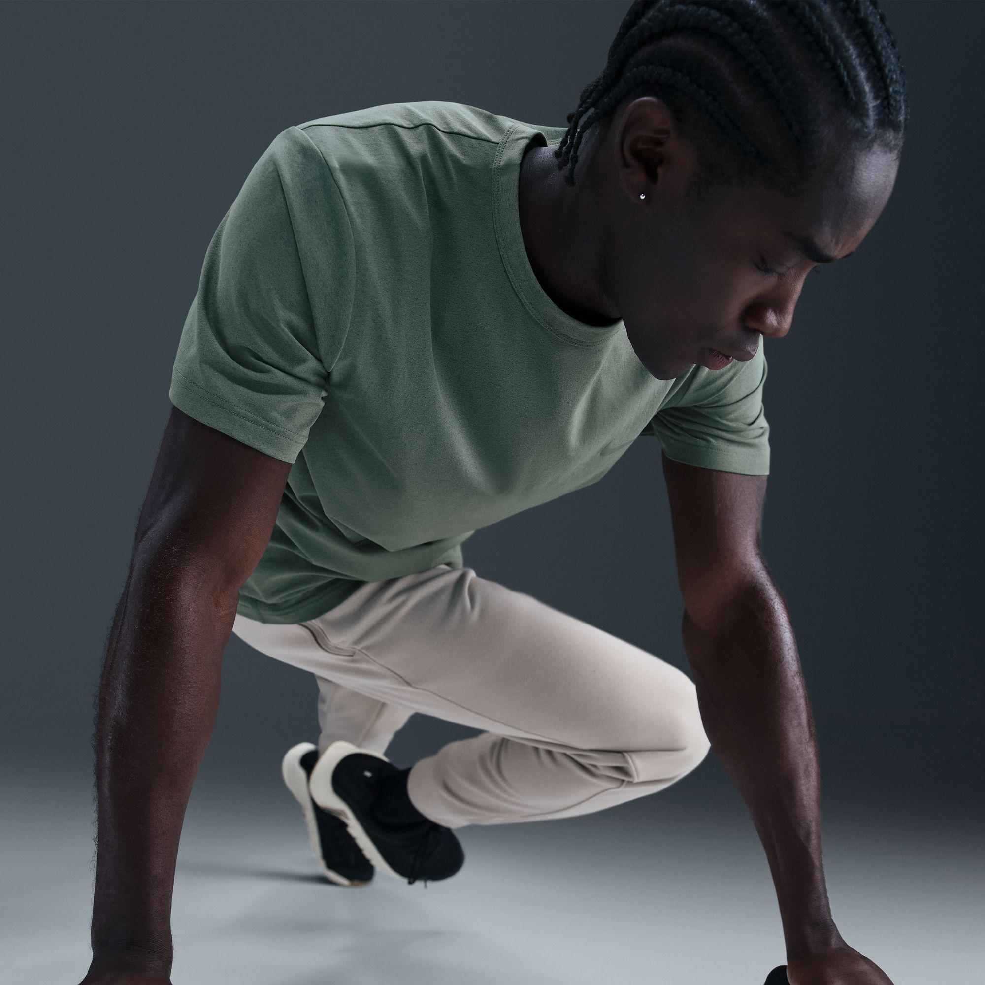 NIKE HYVERSE T-shirt 