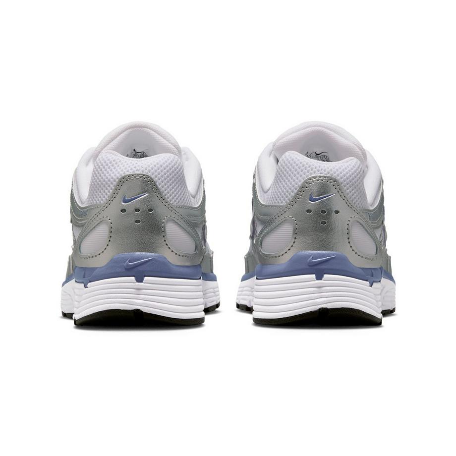 NIKE W NIKE P-6000 Sneakers, basses 