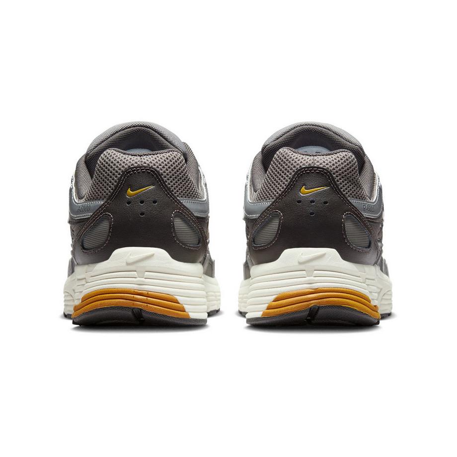 NIKE NIKE P-6000 Sneakers, basses 