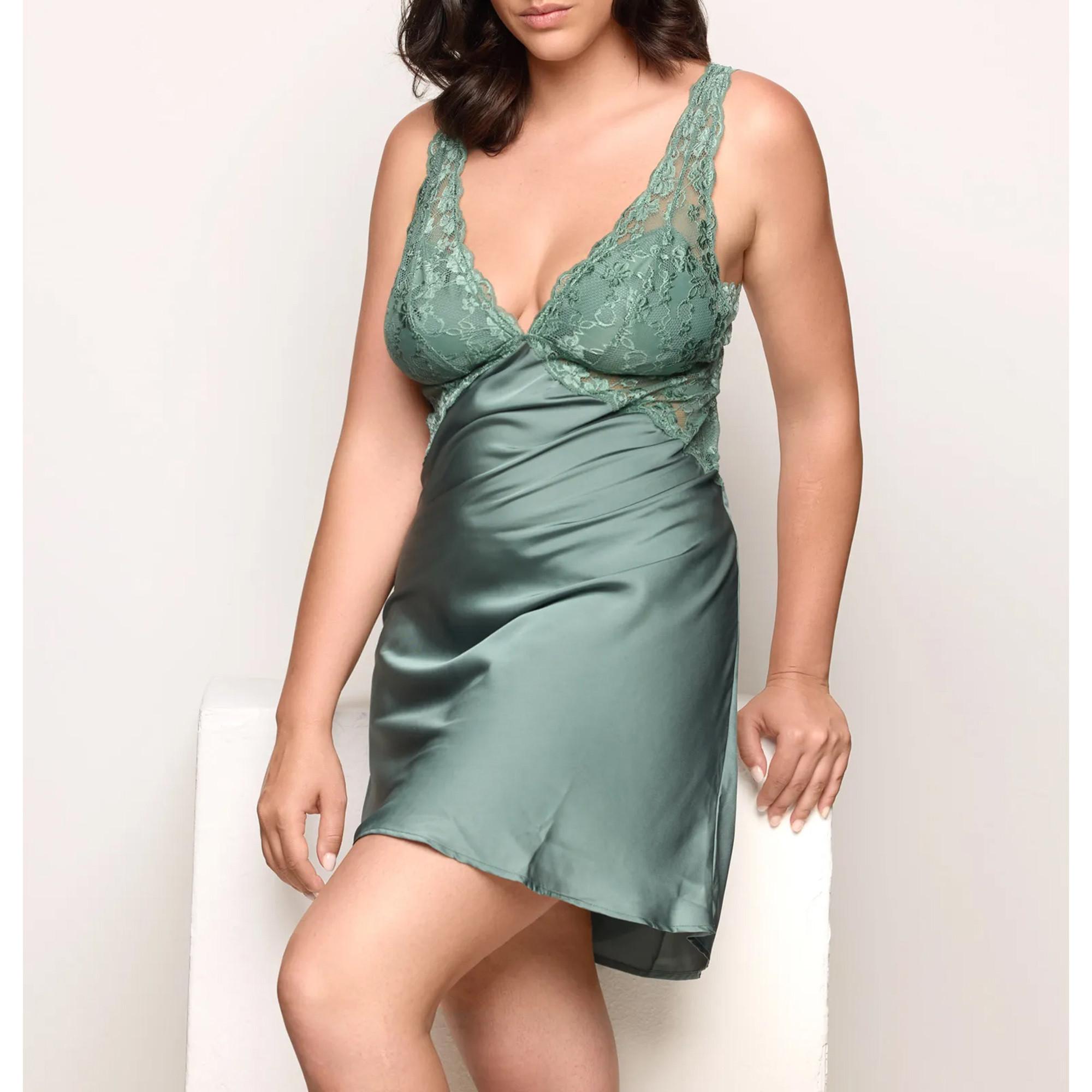 Yamamay Camicia da Notte Corta con Dettaglio in Pizzo  