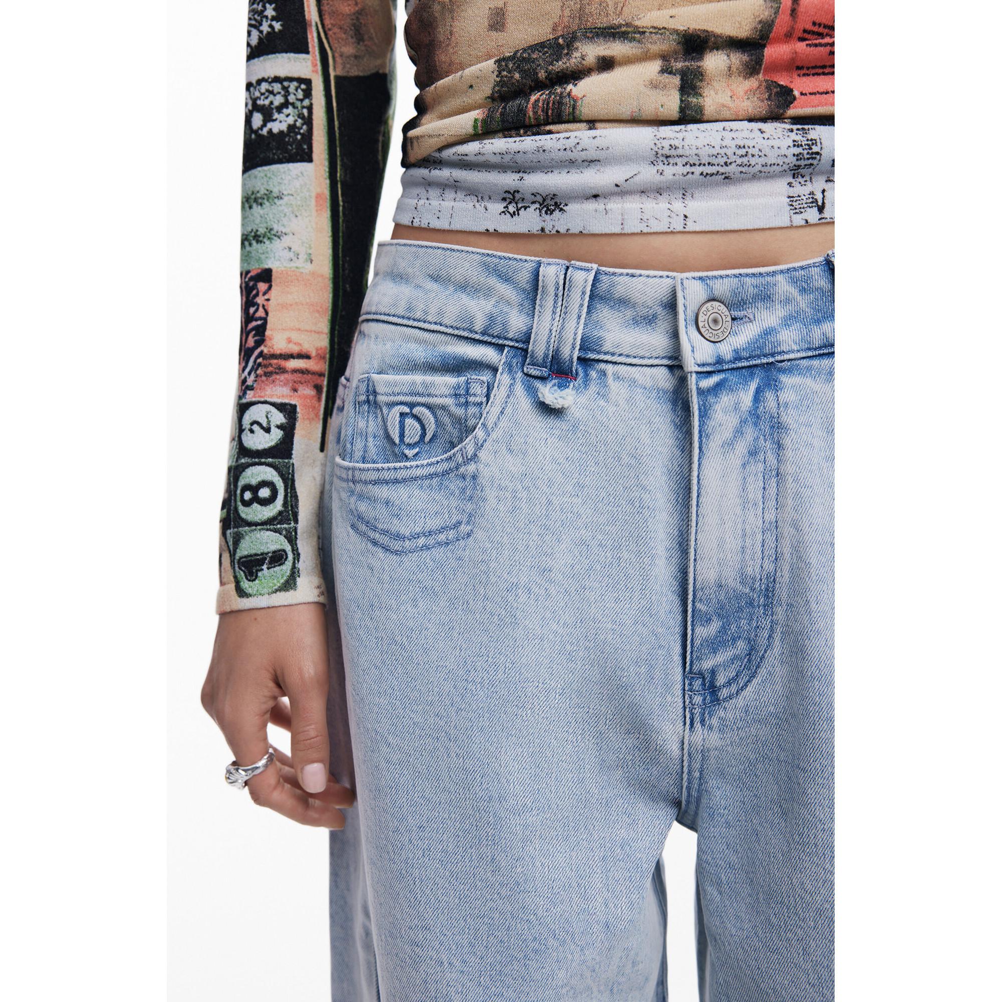 Desigual Jean Regular Fit avec Boutons Décoratifs  