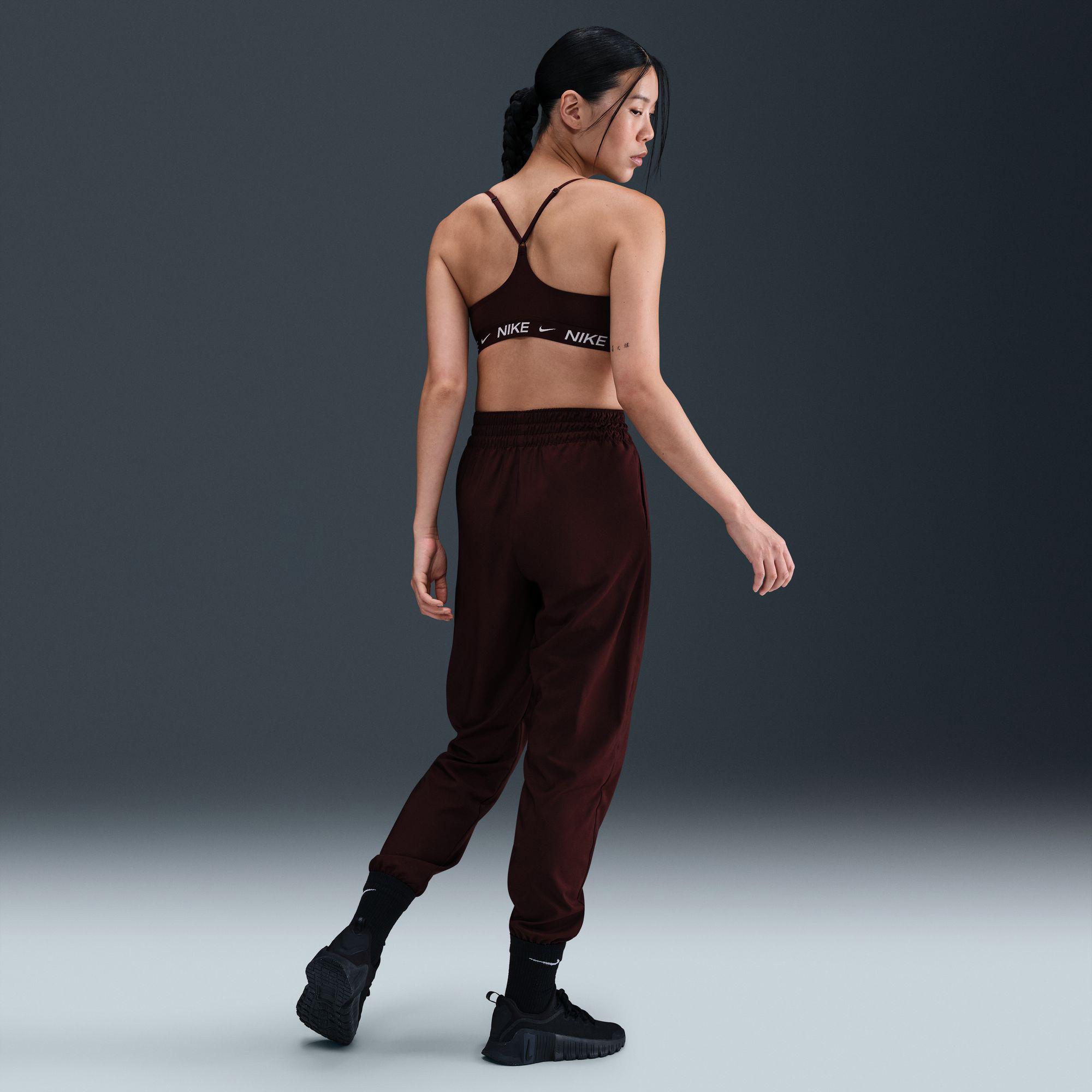 NIKE BH,bügellos,oWatte Sport-BH, Light Support mit Racerback 