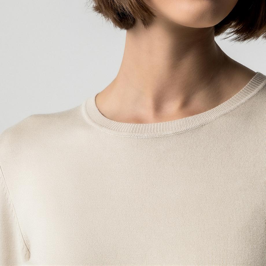 Manor Woman Maglione girocollo con bottoni decorativi  