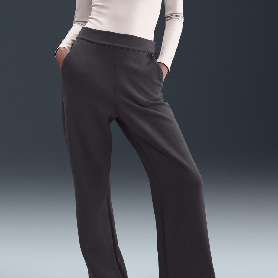 NIKE W 24.7 DF FLARE PNT SFT KNT Pantaloni da allenamento 